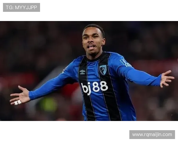 曼联紧盯卡卢卢派球探现场考察